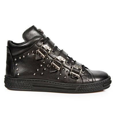 Hoher Sneaker mit Totekopfdekor von NEW ROCK