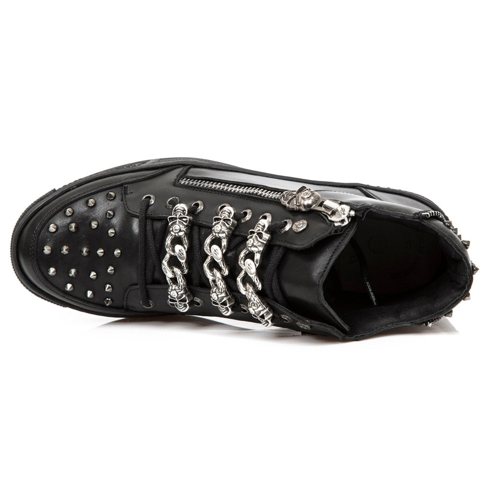 Hoher Sneaker mit Totekopfdekor von NEW ROCK
