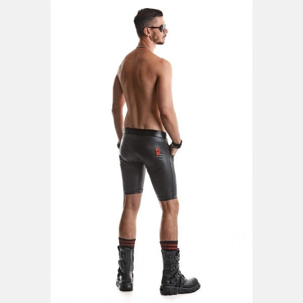 Eng anliegender Wetlook Short VITO