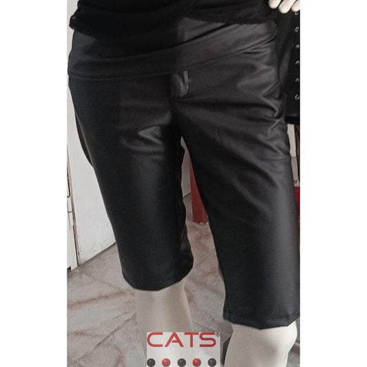 Knielange Shorts