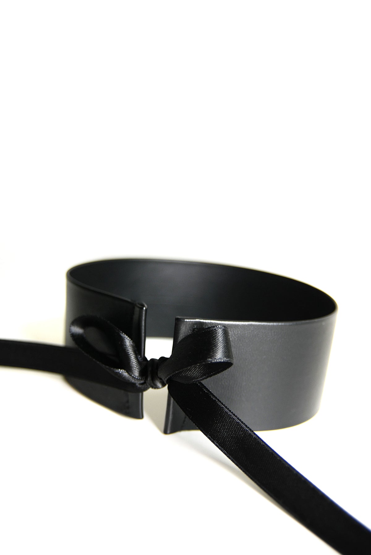 Halsband „Big Black Illusion“