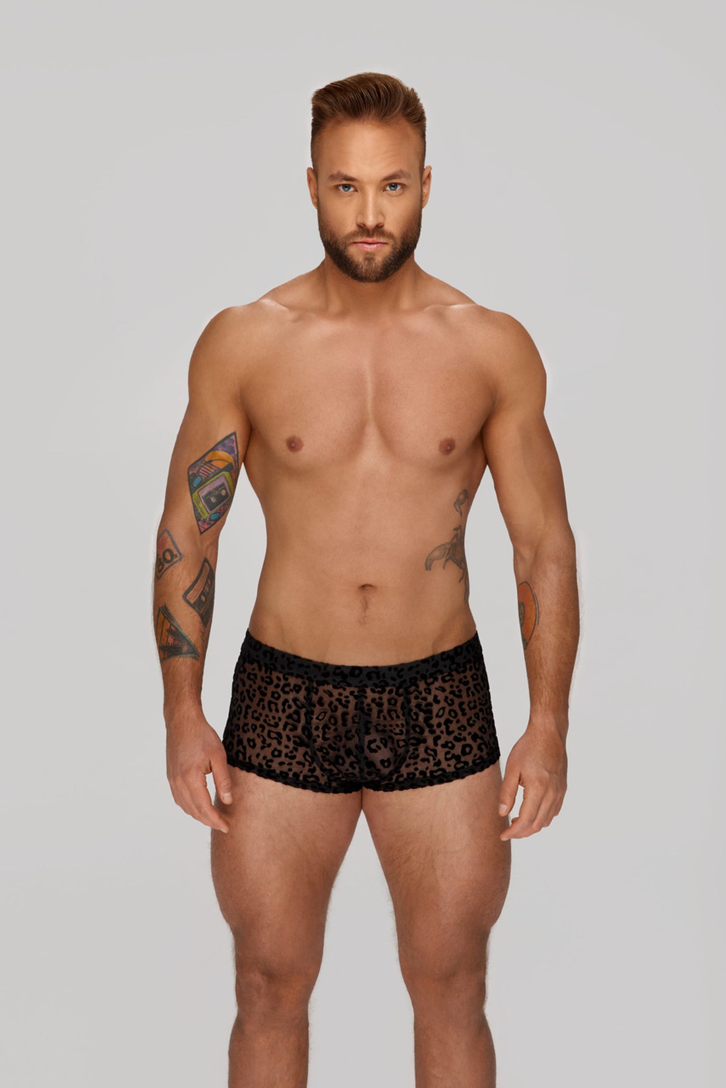 H072 LEO Shorts