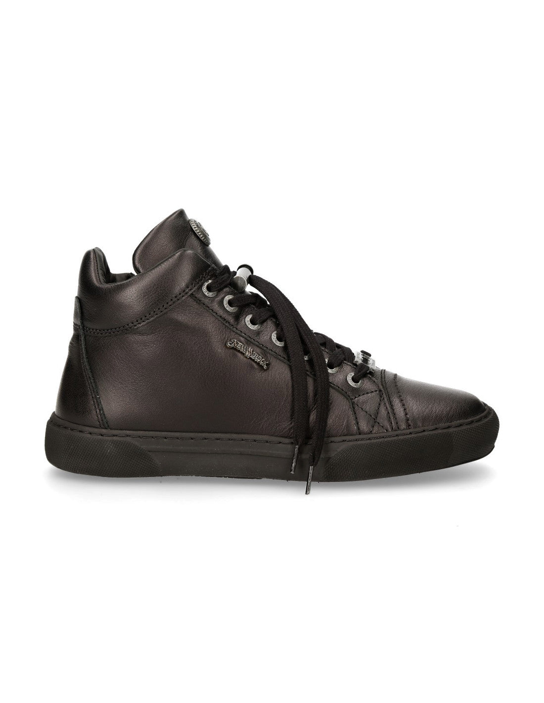 Schlichter Leder-Sneaker von New Rock