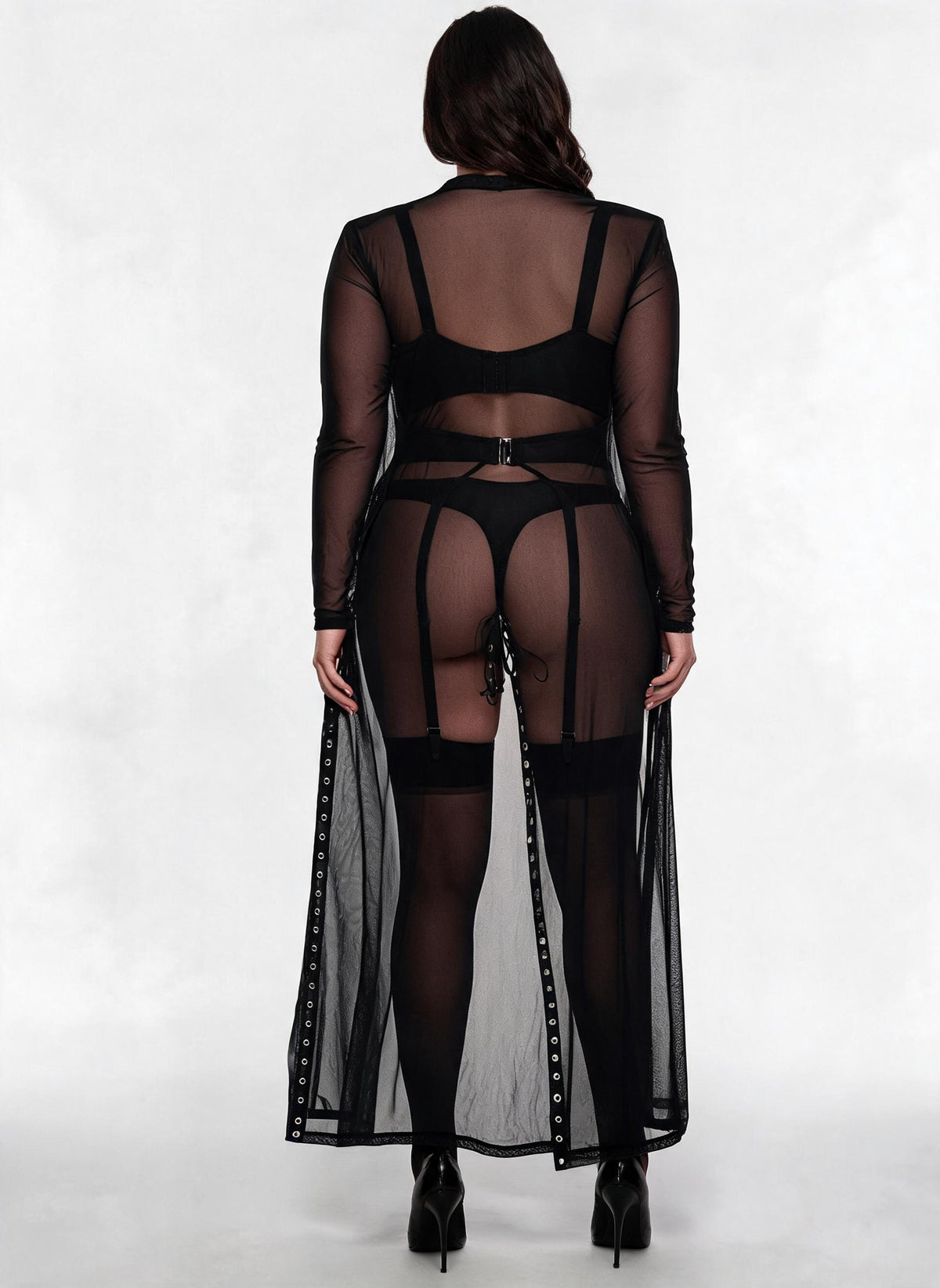 transparentes, raffiniert geschnürtes Kleid
